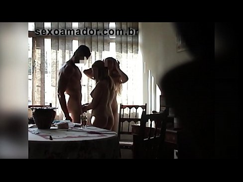 ❤️ Saaxiibada galmada waxay martiqaadaan nin weyn iyo mid seddexaad leh isaga Galmo ﹏